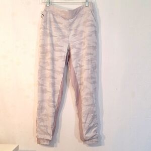 GUC Athleta Brooklyn Lined Camo Lux Joggers  Shasta Purple 12 Women's